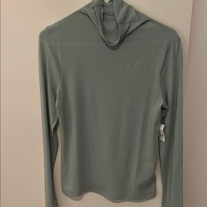 Gap
Feather Turtleneck